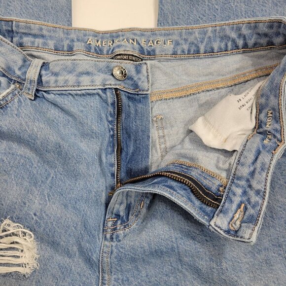 American Eagle Women's Factory Distress Mom Jean Comfort Stretch Waist Size 14L - Picture 8 of 10